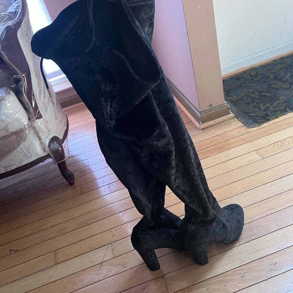 JustFab Black Velvet Over the Knee Boots - Like New - Size 10US